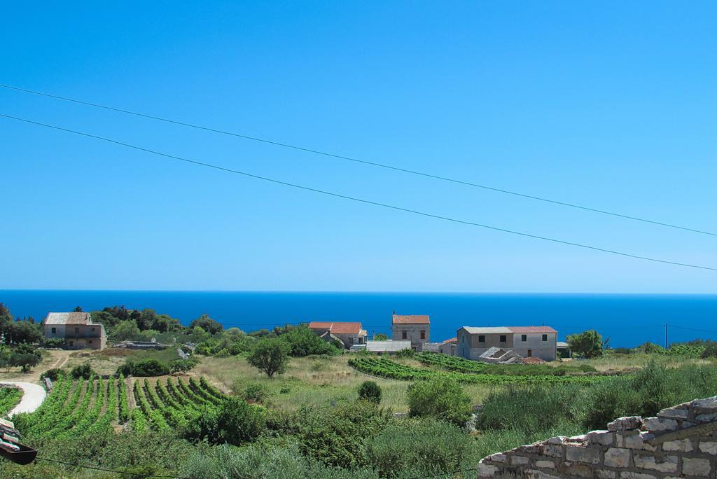 Holiday Home Burba Komiža Cameră foto